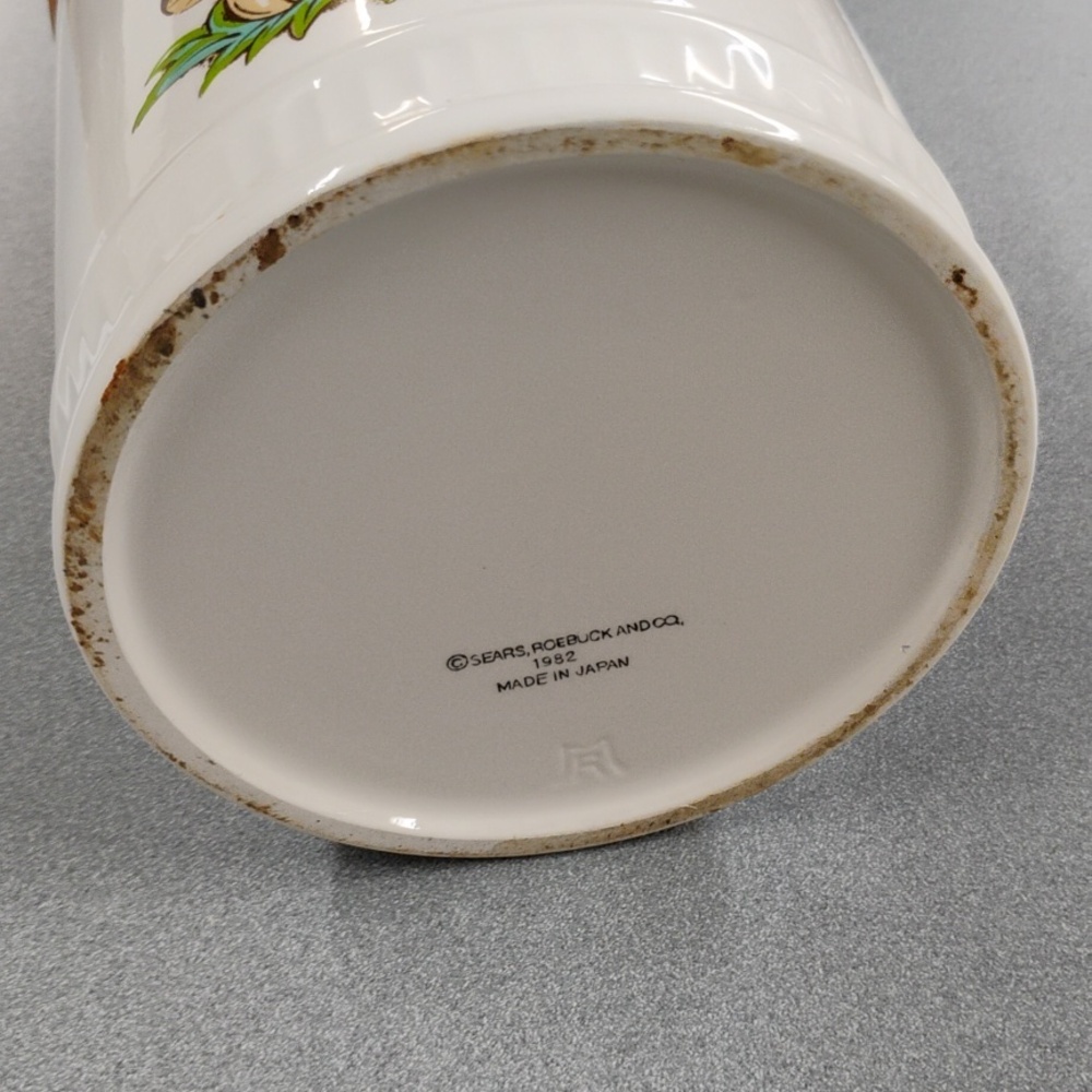 Merry Mushroom Canister Set Sears, Roebuck & Co. - Picture 3 of 9